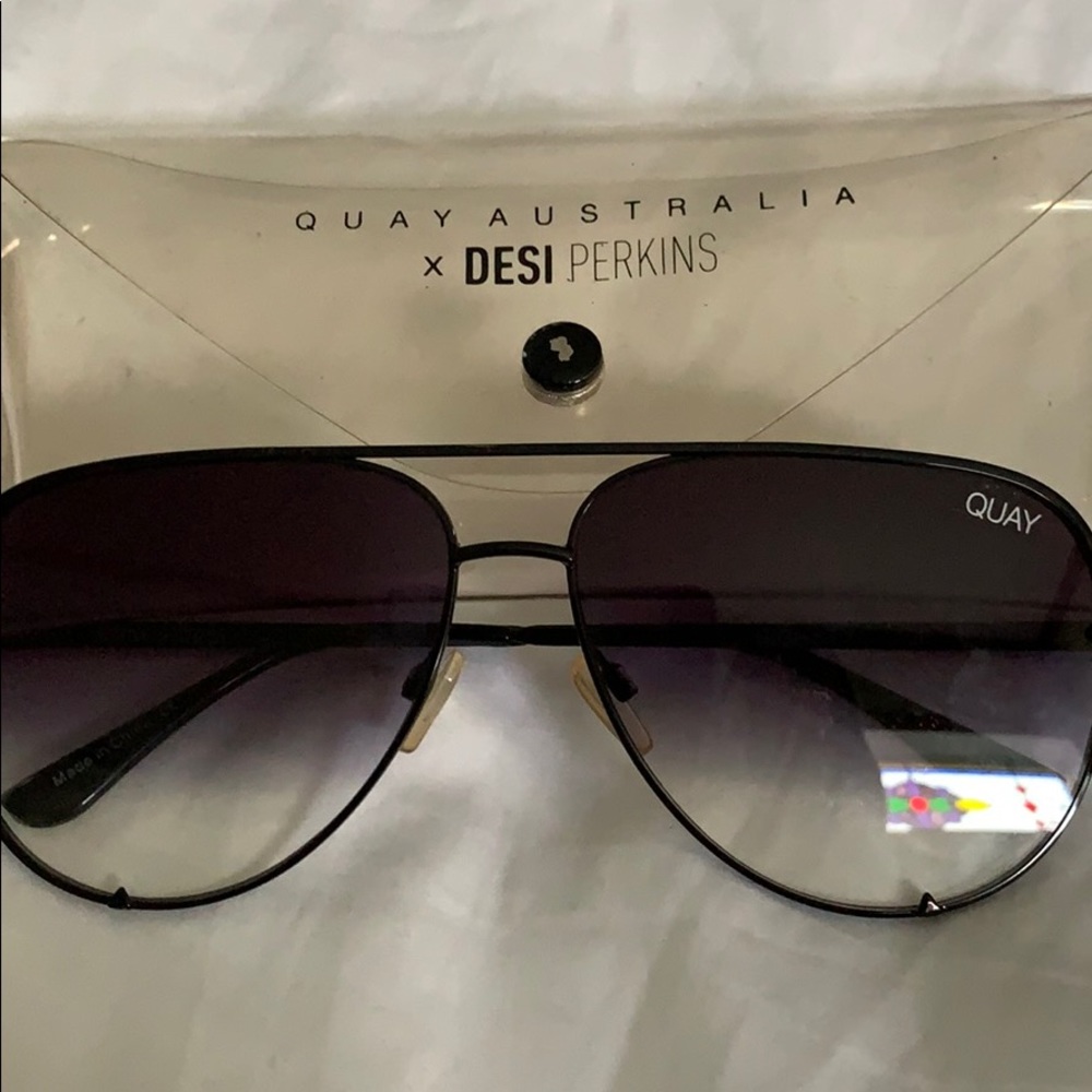 QUAY Desi Perkins Sunglasses